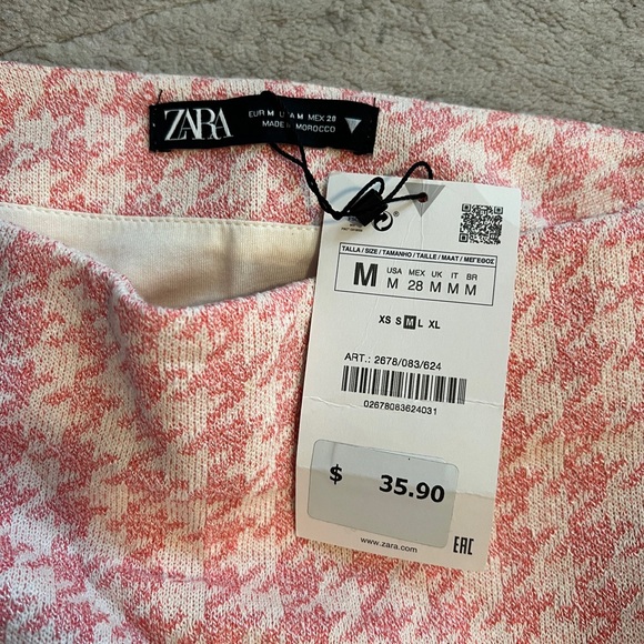 Zara houndstooth skort *BOTTOMS ONLY* - Picture 3 of 3